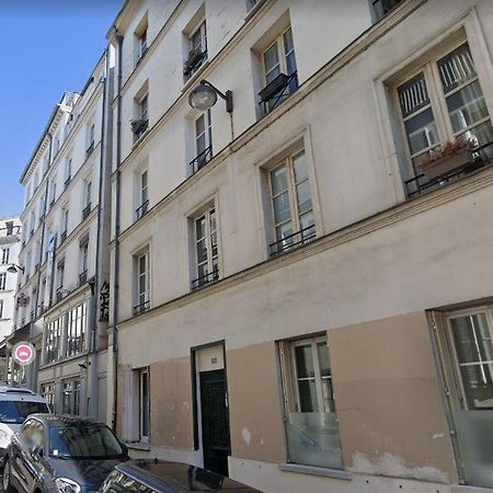 Pleasure Little Treasure - Montmartre Paris Exterior photo